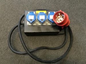 CEE - Unterverteilung (UV) - 16A - 3x 16A Cekon blau - ohne Sicherungen
