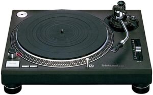 Technics - SL-1210 MK2 - Turntable